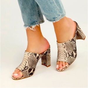 Steve Madden Mobwife Esmeralda Snake Print Chunky Block Heel Mule Shoes 7.5